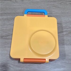 OmieBox Bento Box for Kids - Insulated Bento Lunch Box with Leak Proof Vacuum In